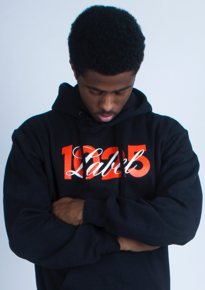 Signature Hoodie (Men)